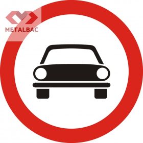   Accesul interzis autovehiculelor cu exceptia motocicletelor fără ataș, C3