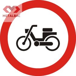 Accesul interzis mopedelor, C6