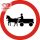 Accesul interzis vehiculelor cu tracțiune animală, C11
