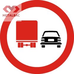 Depăşirea interzisă autovehiculelor destinate transportului de mărfuri, C28